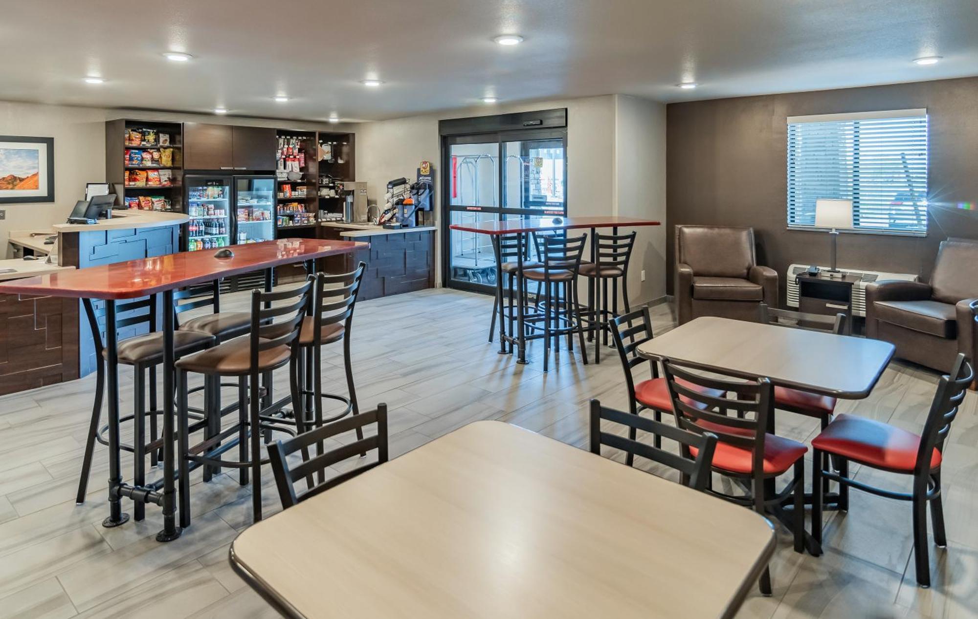 My Place Hotel-Mitchell Sd エクステリア 写真